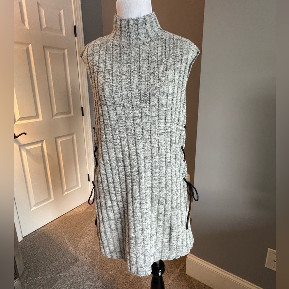 BCBGMaxAzria Black and White Knit Sweater